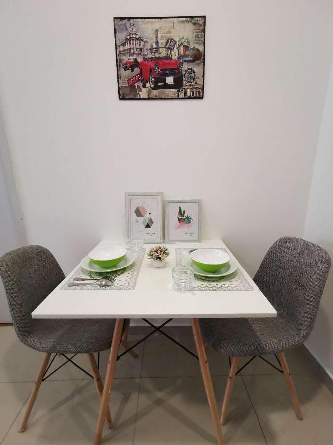 Lavender Suite # Shah Alam I-City Block B Homestay # 2R1B #Free Wifi & Parking Exteriér fotografie